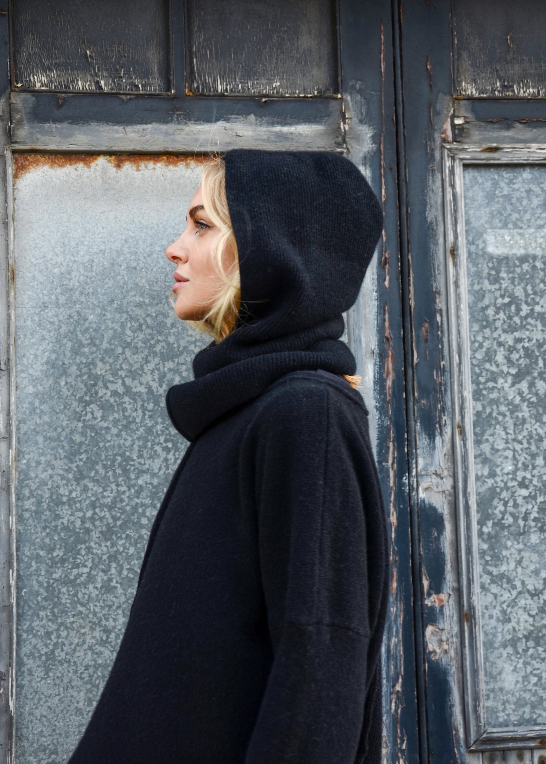 Cashmere Rib Hood | Black
