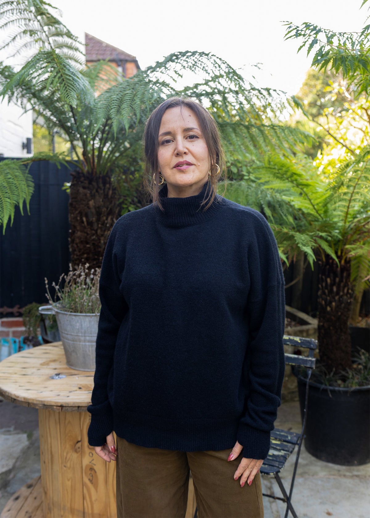 High Neck Cashmere Sweater | Black