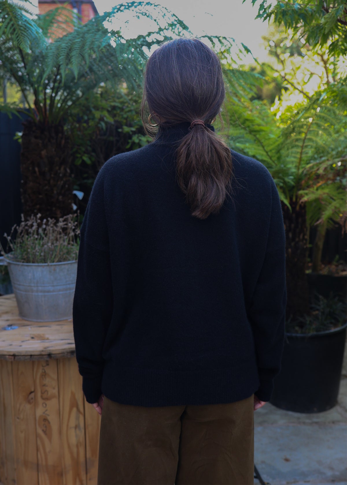 High Neck Cashmere Sweater | Black
