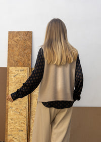 Cashmere Cable Front Vest Top | Oat