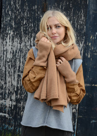 Oversize cashmere Scarf | Caramel