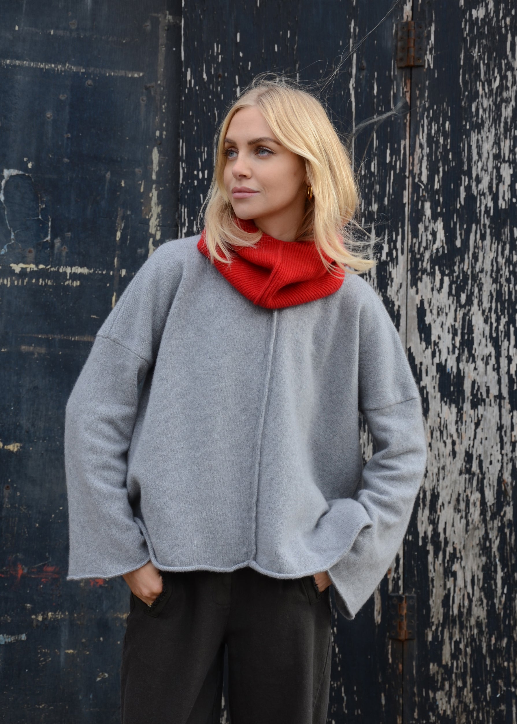 Cashmere Rib Hood | Bright Red
