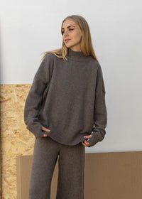 High Neck Cashmere Sweater | Mushroom