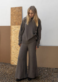 High Neck Cashmere Sweater | Mushroom