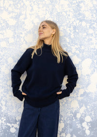 High Neck Cashmere Sweater | Navy