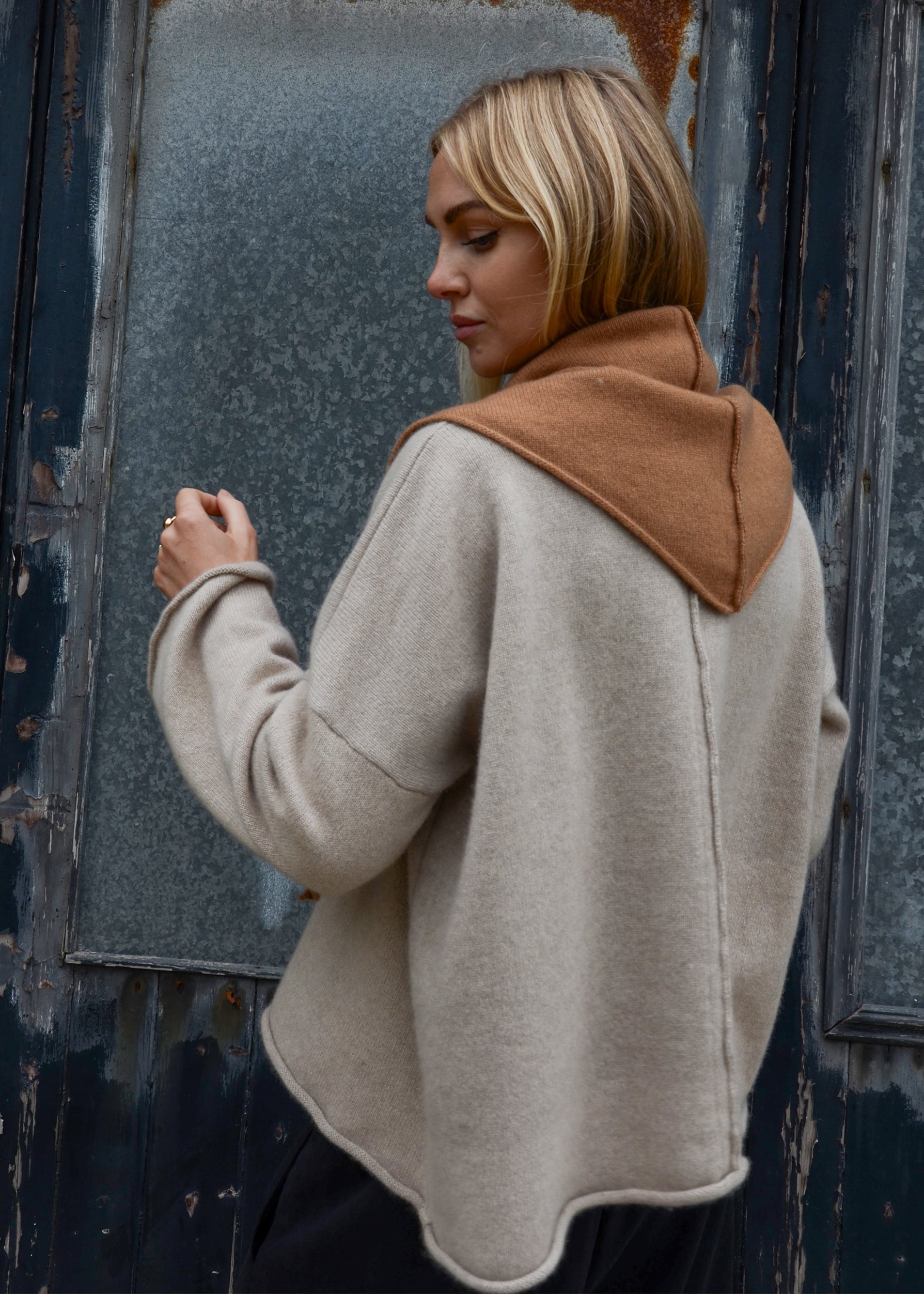 Cashmere Necktie Scarf | Caramel