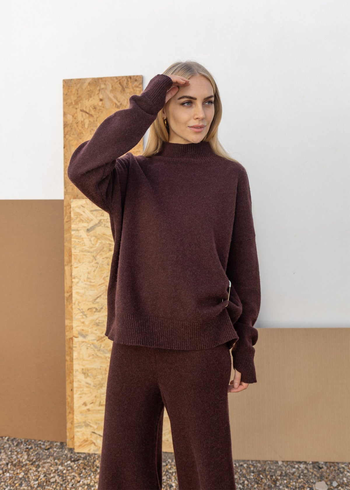 High Neck Cashmere Sweater | Raisin
