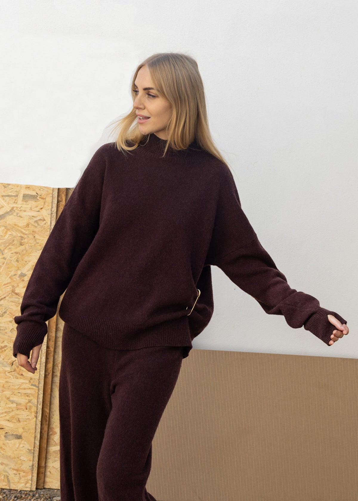 High Neck Cashmere Sweater | Raisin